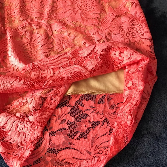 Off The Shoulder Lace Cocktail Dress - Picture 6 of 6